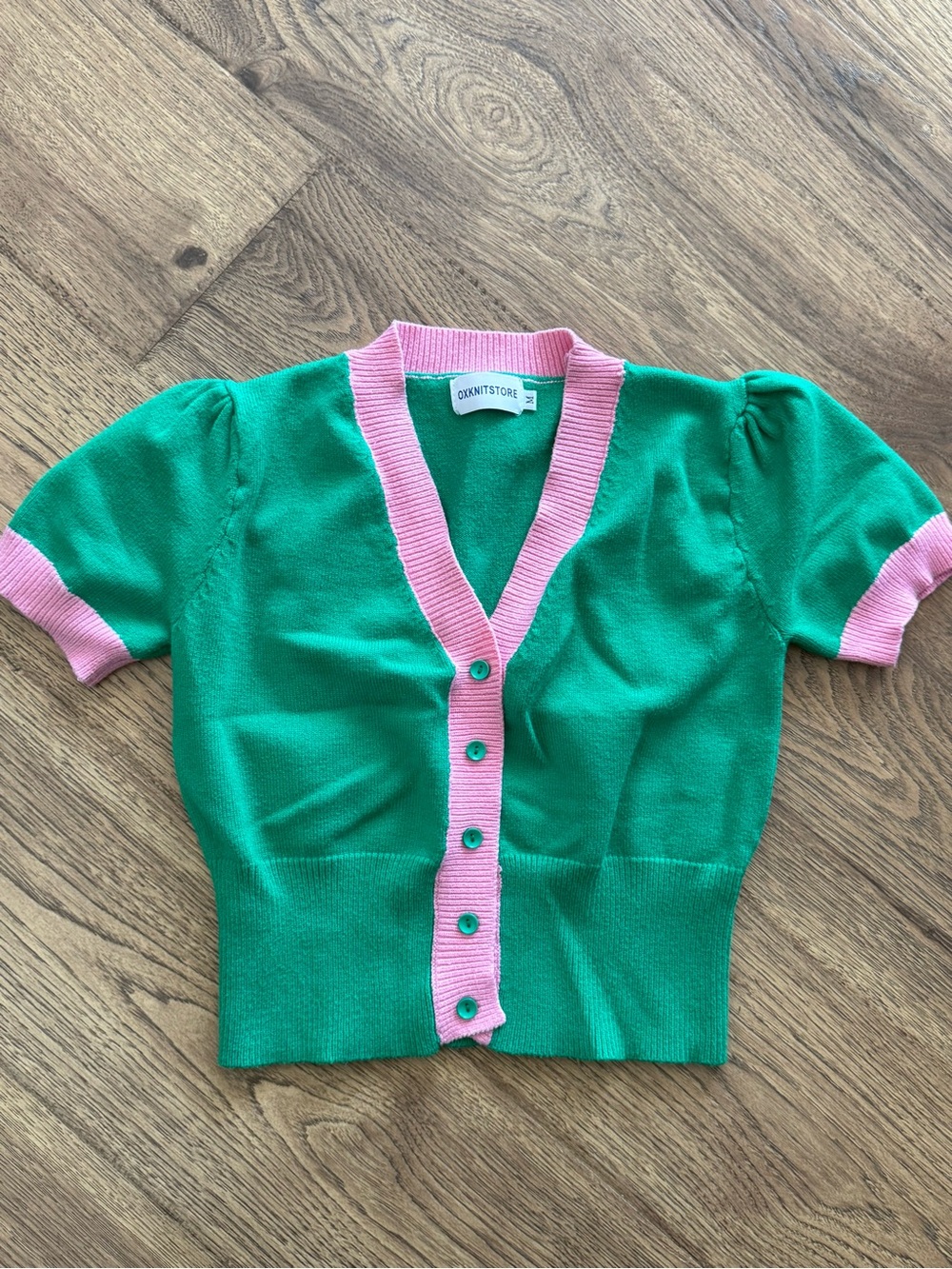 Green and Pink Short-Sleeve Cardigan Top by OkkitStore